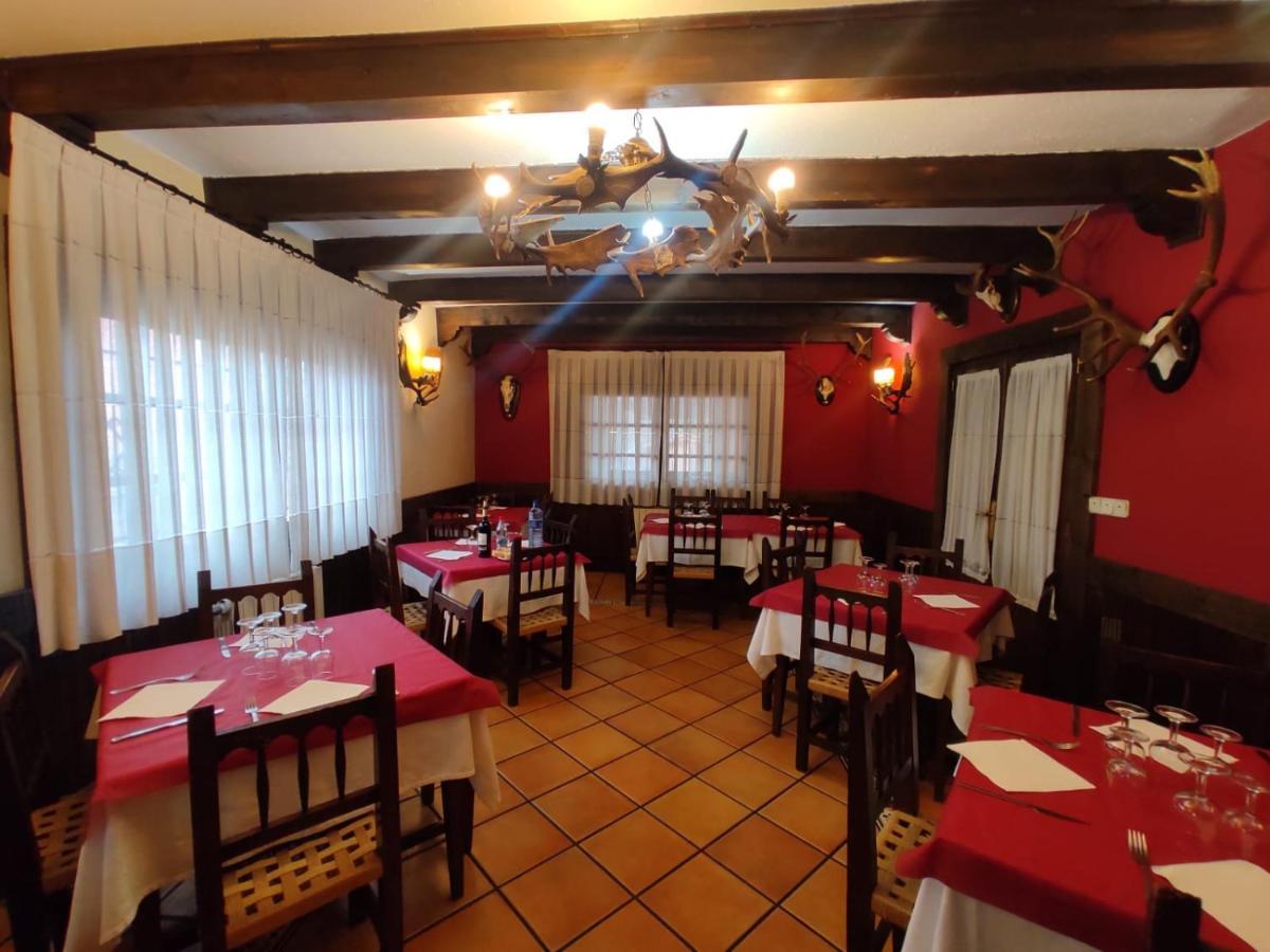 טראגאצטה Hostal Restaurante Serrania מראה חיצוני תמונה